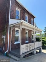 featured image of 704 5th St