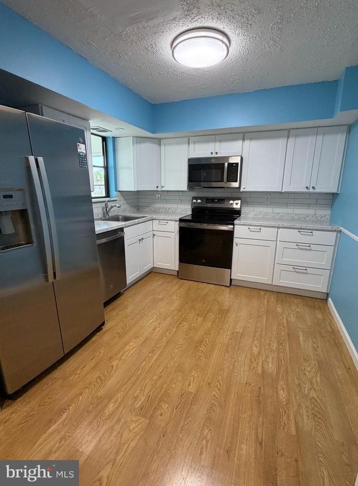 70 Orchard Ct - Photo 6 of 12