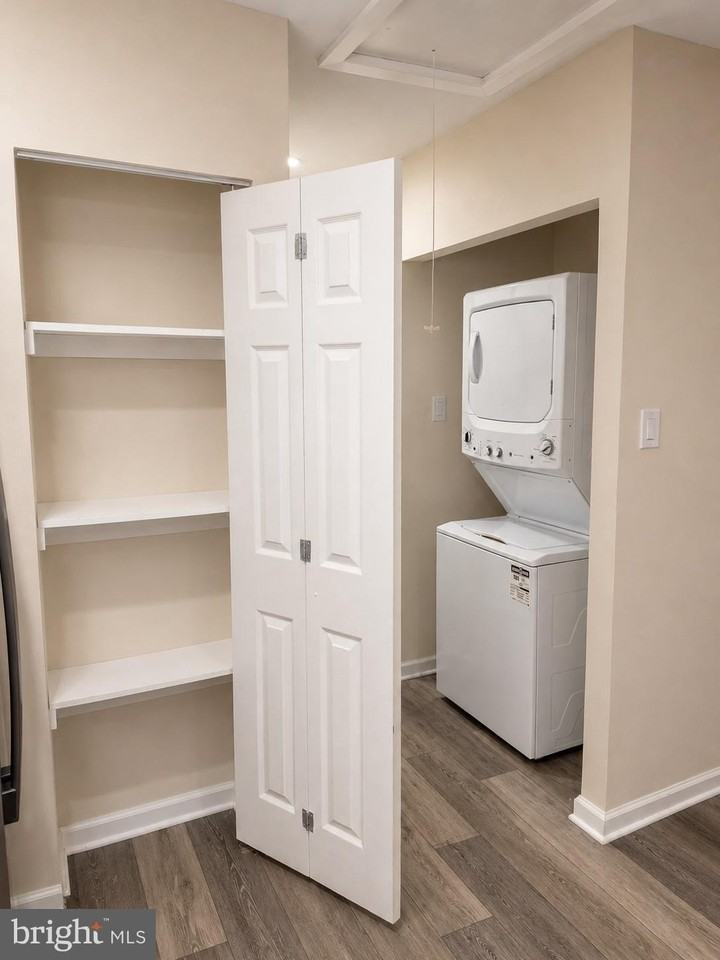 2411 Tremont St #2 - Photo 6 of 17