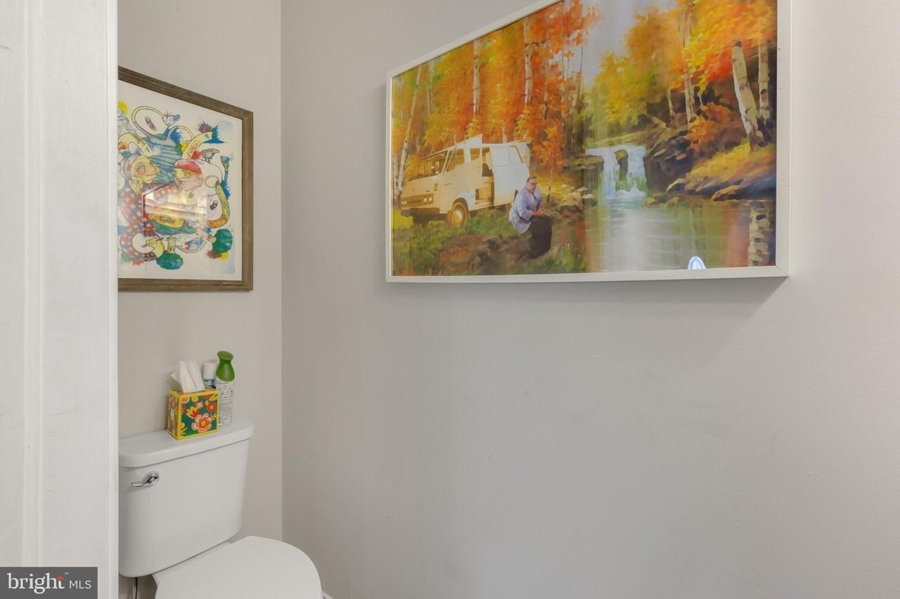 2652 Livingston St - Photo 5 of 21