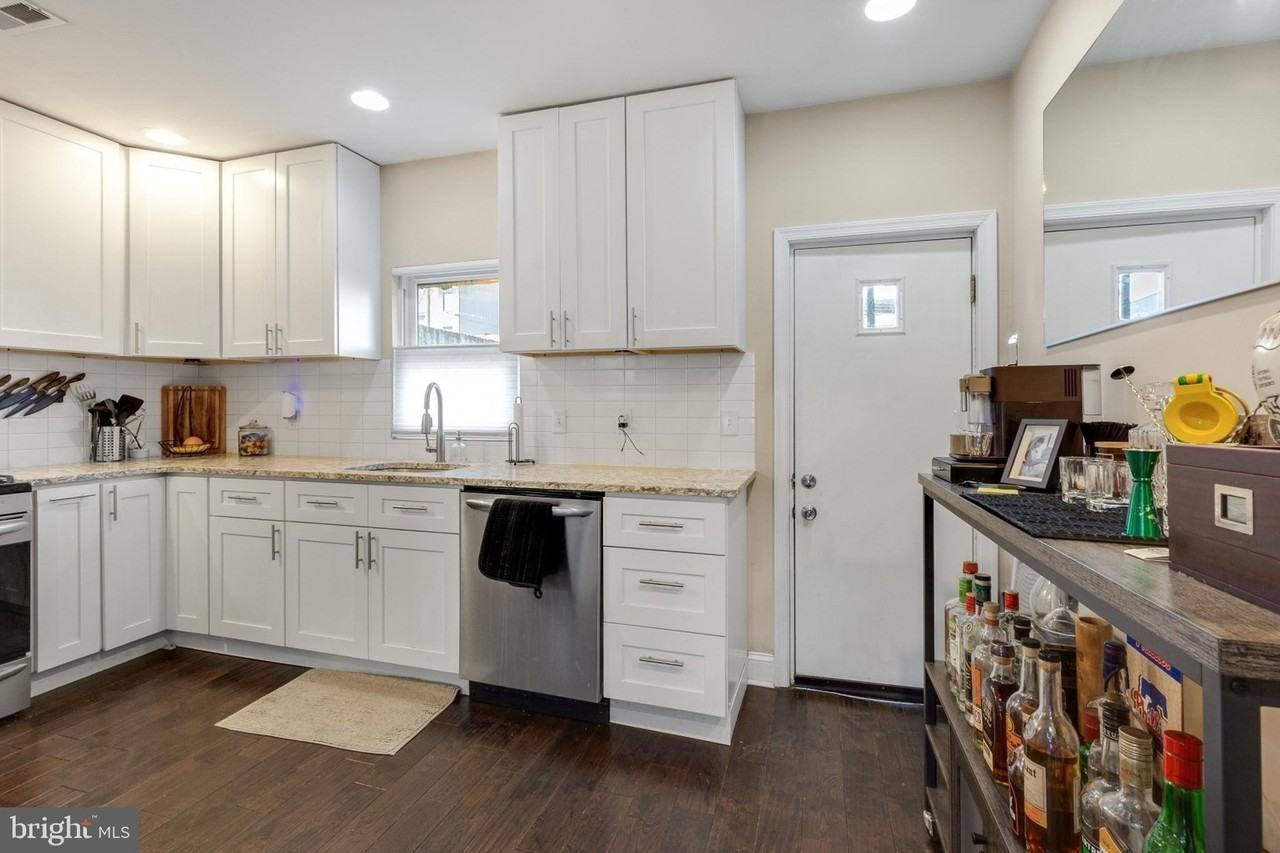 2652 Livingston St - Photo 6 of 21