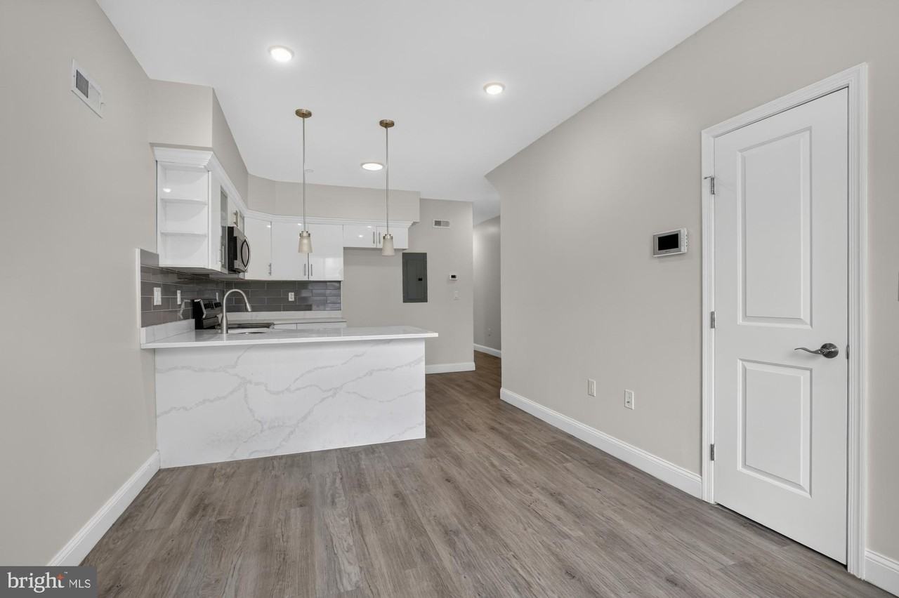 519 N 11th St #A - Photo 5 of 26