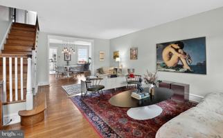 featured image of 3455 W Queen Ln