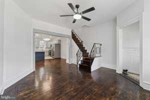 featured image of 127 W Albanus St