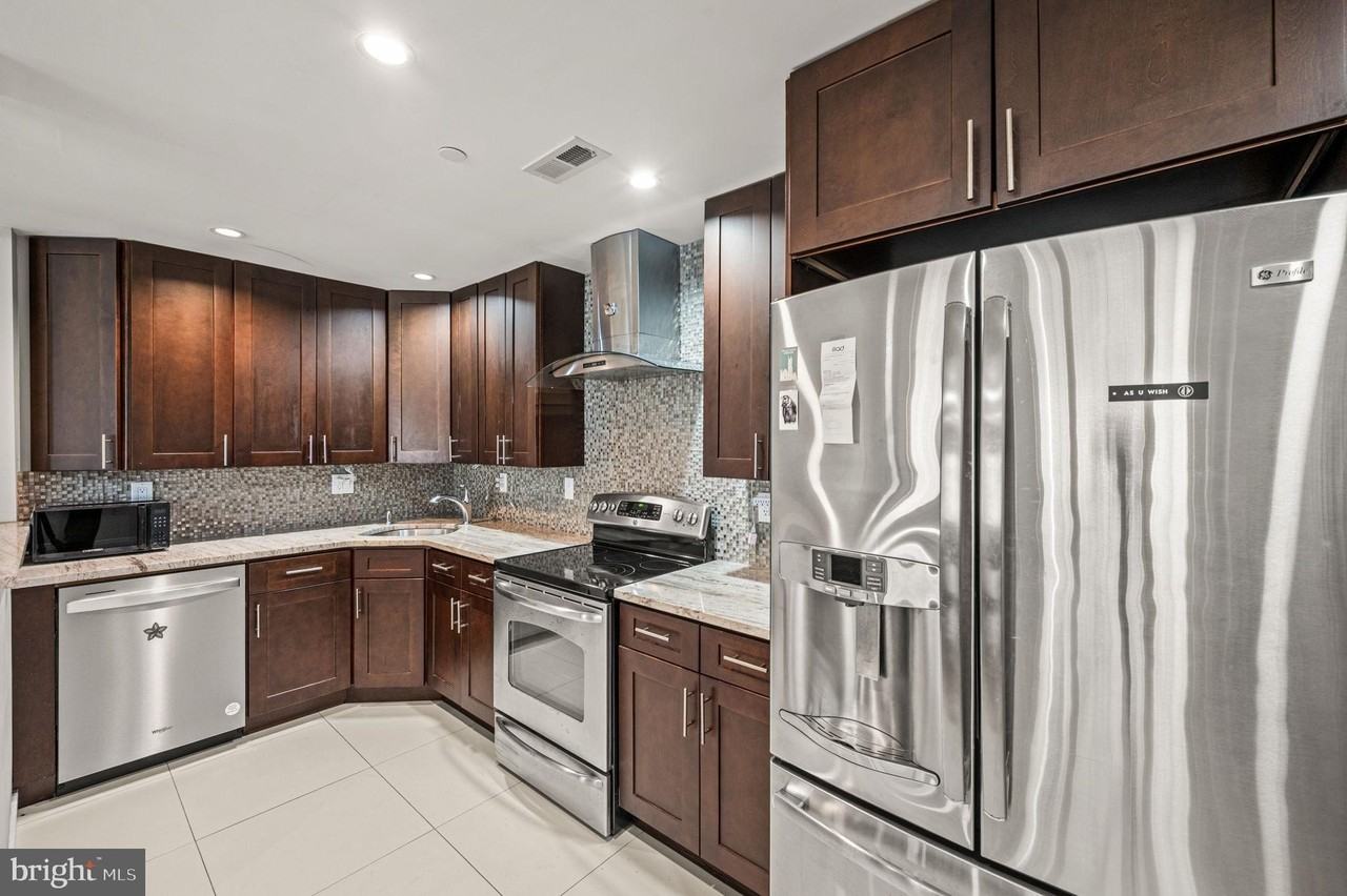 1743 Cambridge St #B - Photo 3 of 17