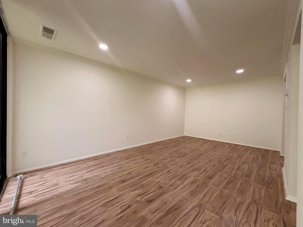 487 N Armistead St #203 - Photo 3 of 20