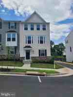 featured image of 1006 Valley Run Dr