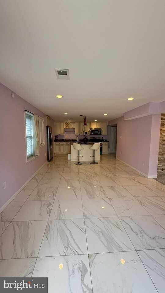 10169 Palmer Dr - Photo 3 of 15