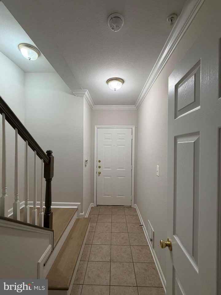 13112 Marcey Creek Rd - Photo 2 of 37