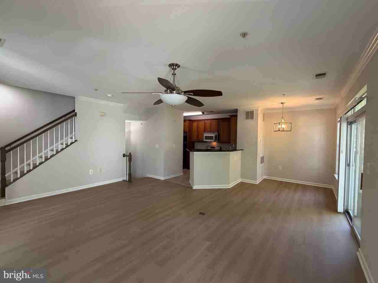 13112 Marcey Creek Rd - Photo 4 of 37