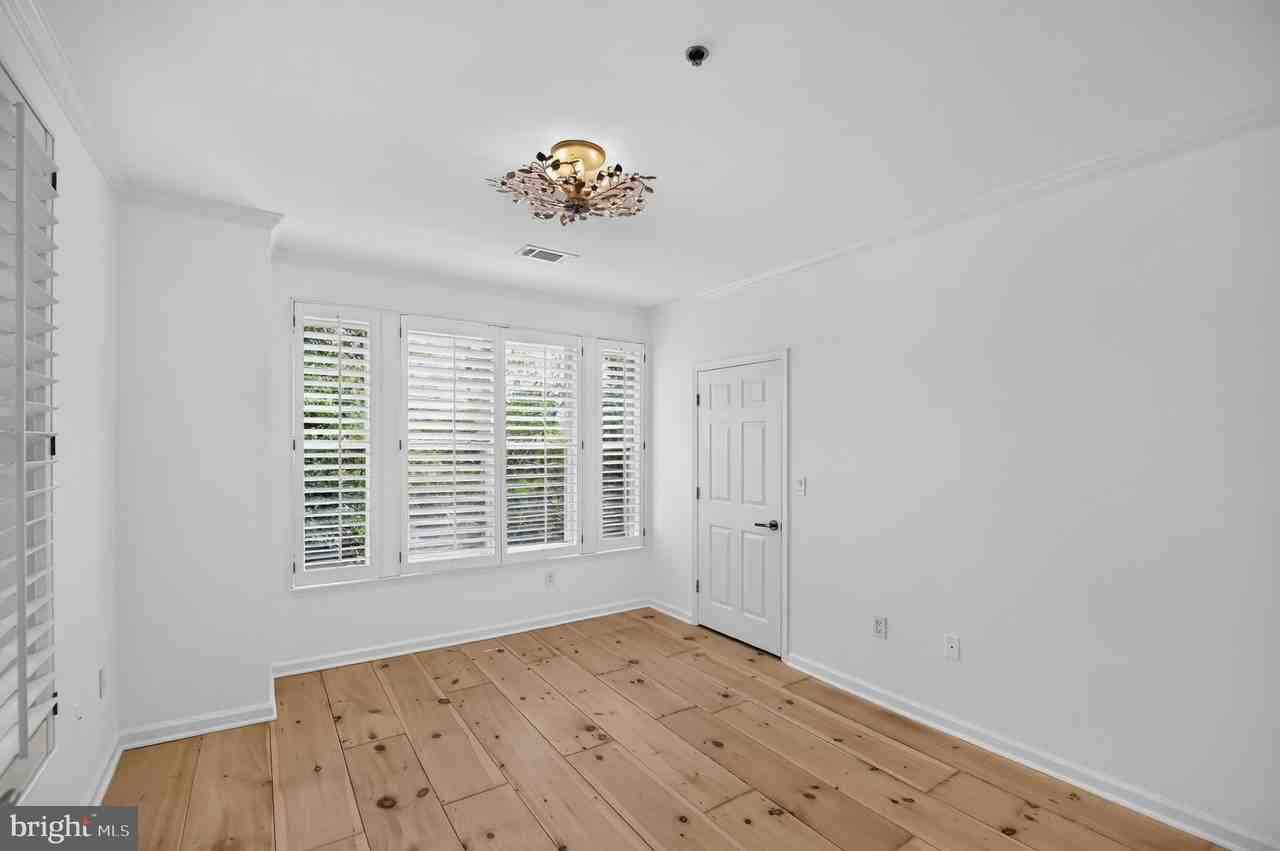 1855 Stratford Park Pl #314 - Photo 7 of 13