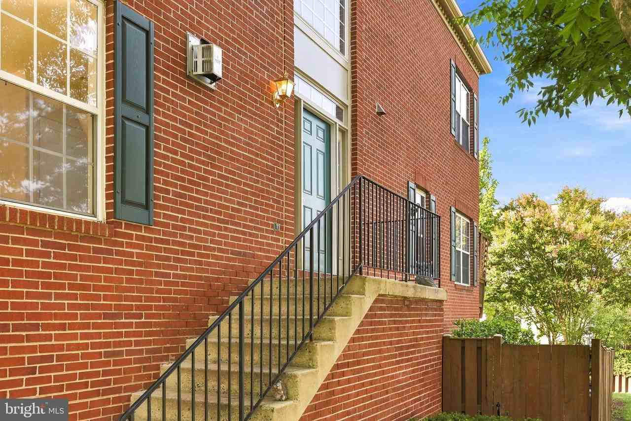 45805 Marlane Ter - Photo 4 of 50