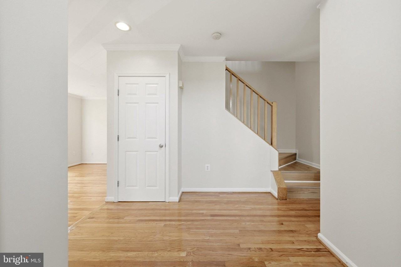 45805 Marlane Ter - Photo 5 of 50