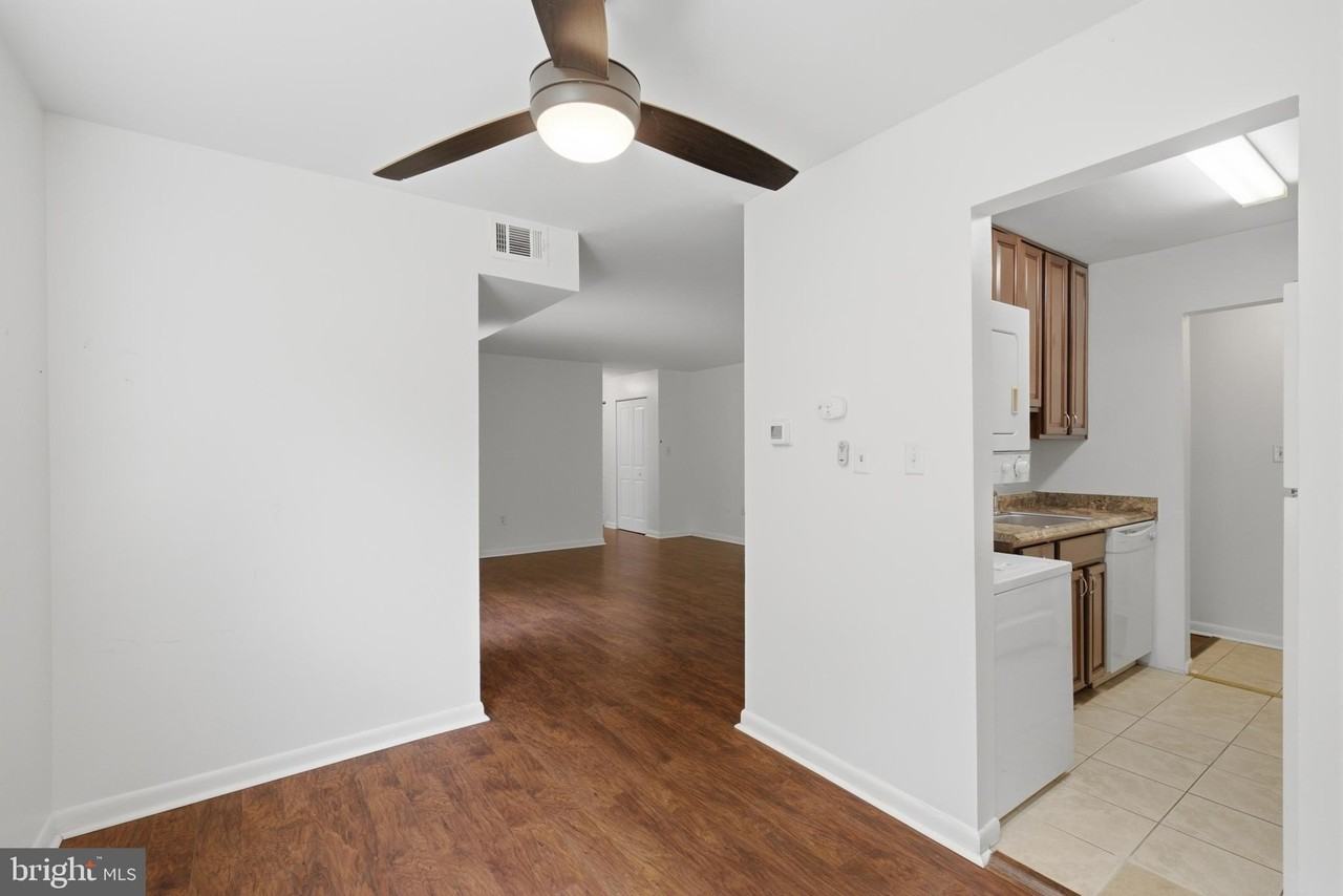 1521 Colonial Dr #T2 - Photo 7 of 19