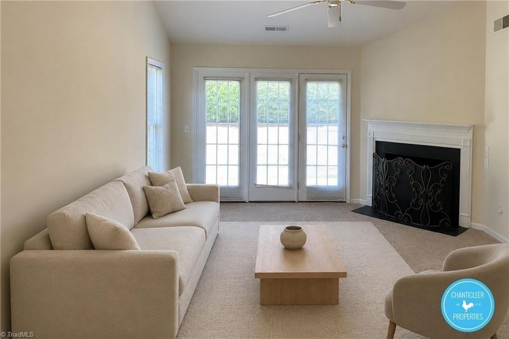 7509 Riverside Ct - Photo 6 of 18