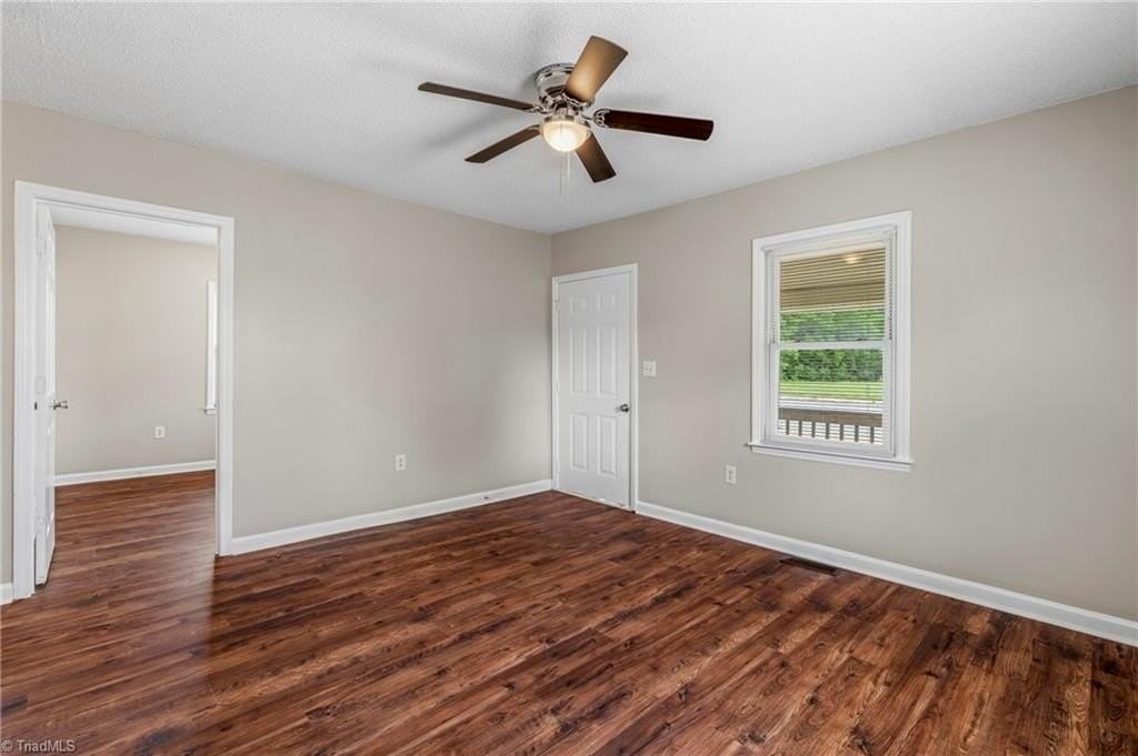 2210 E Market St - Photo 5 of 21