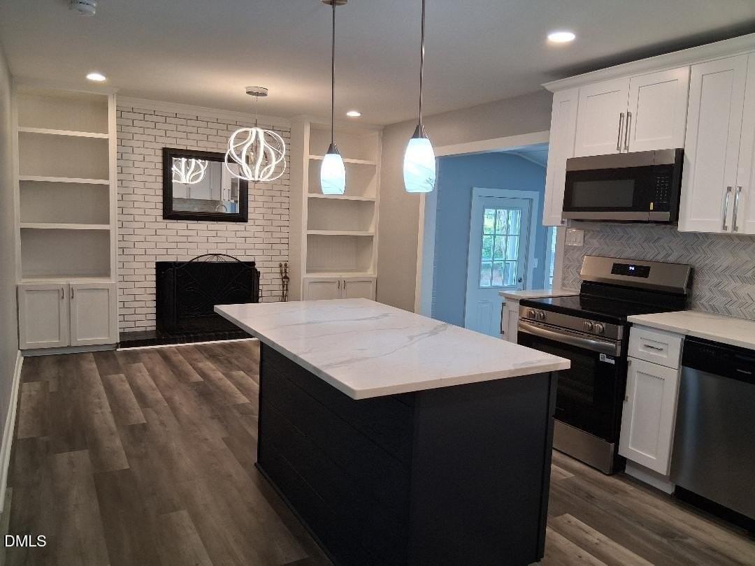 829 Greenwich St - Photo 4 of 13