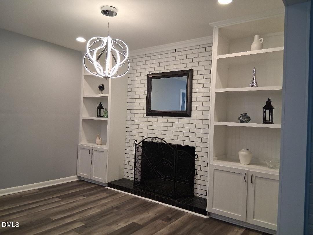 829 Greenwich St - Photo 6 of 13