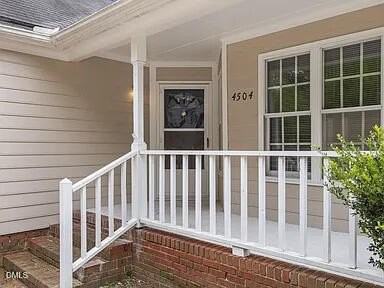 4504 Liverpool Ln - Photo 3 of 26