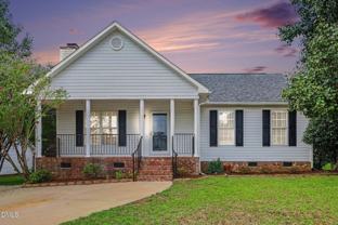 200 Waterford Dr - Photo 1 of 1