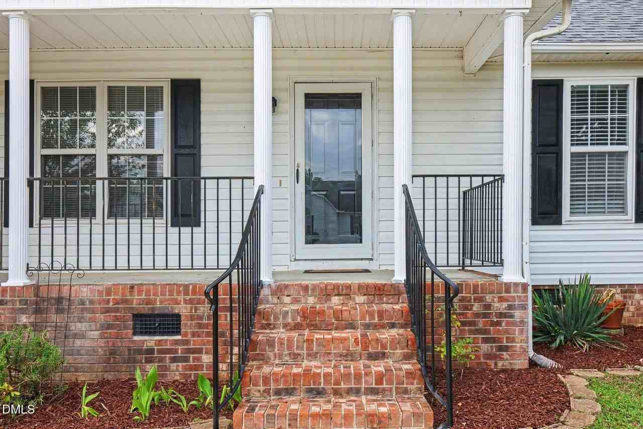 200 Waterford Dr - Photo 6 of 25