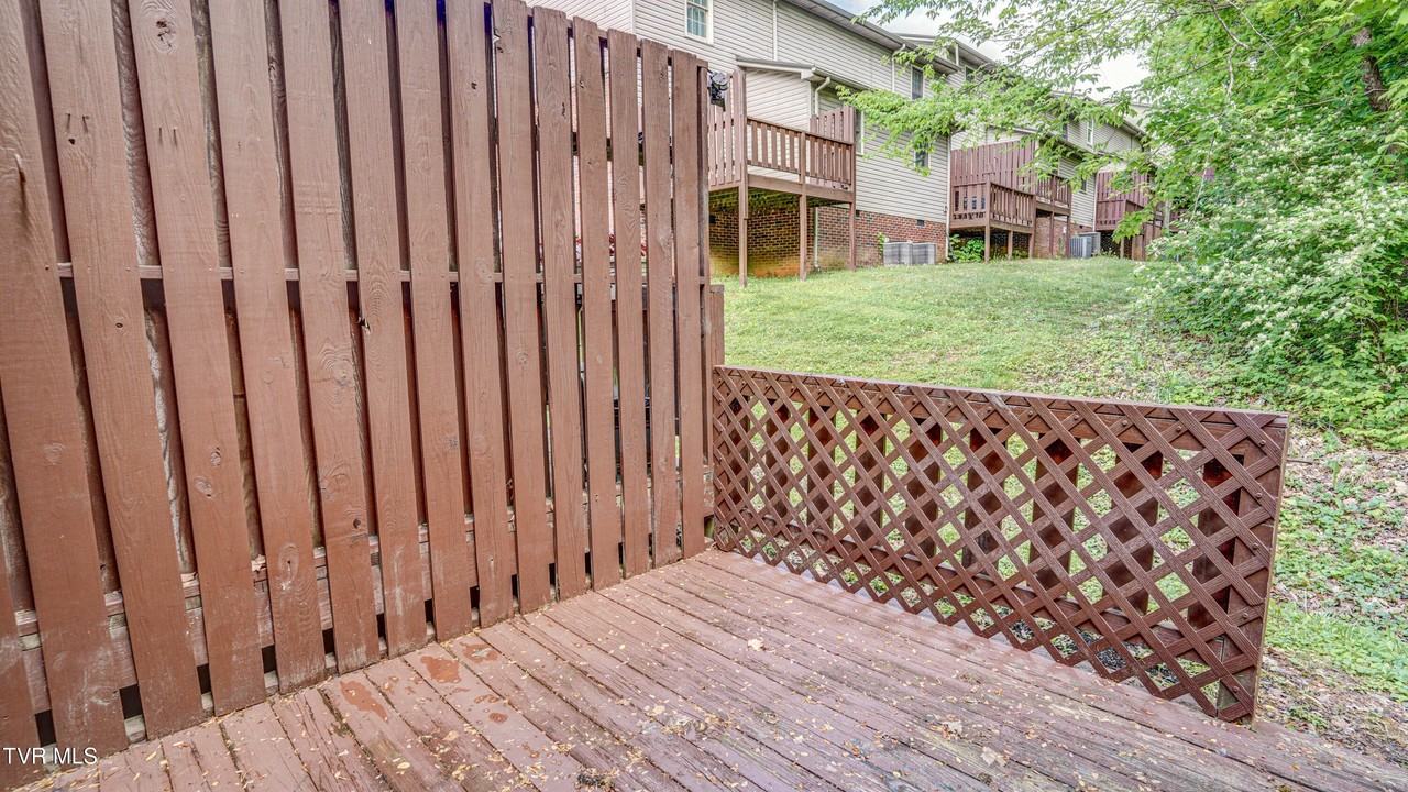 1709 Herrin Dr - Photo 6 of 15