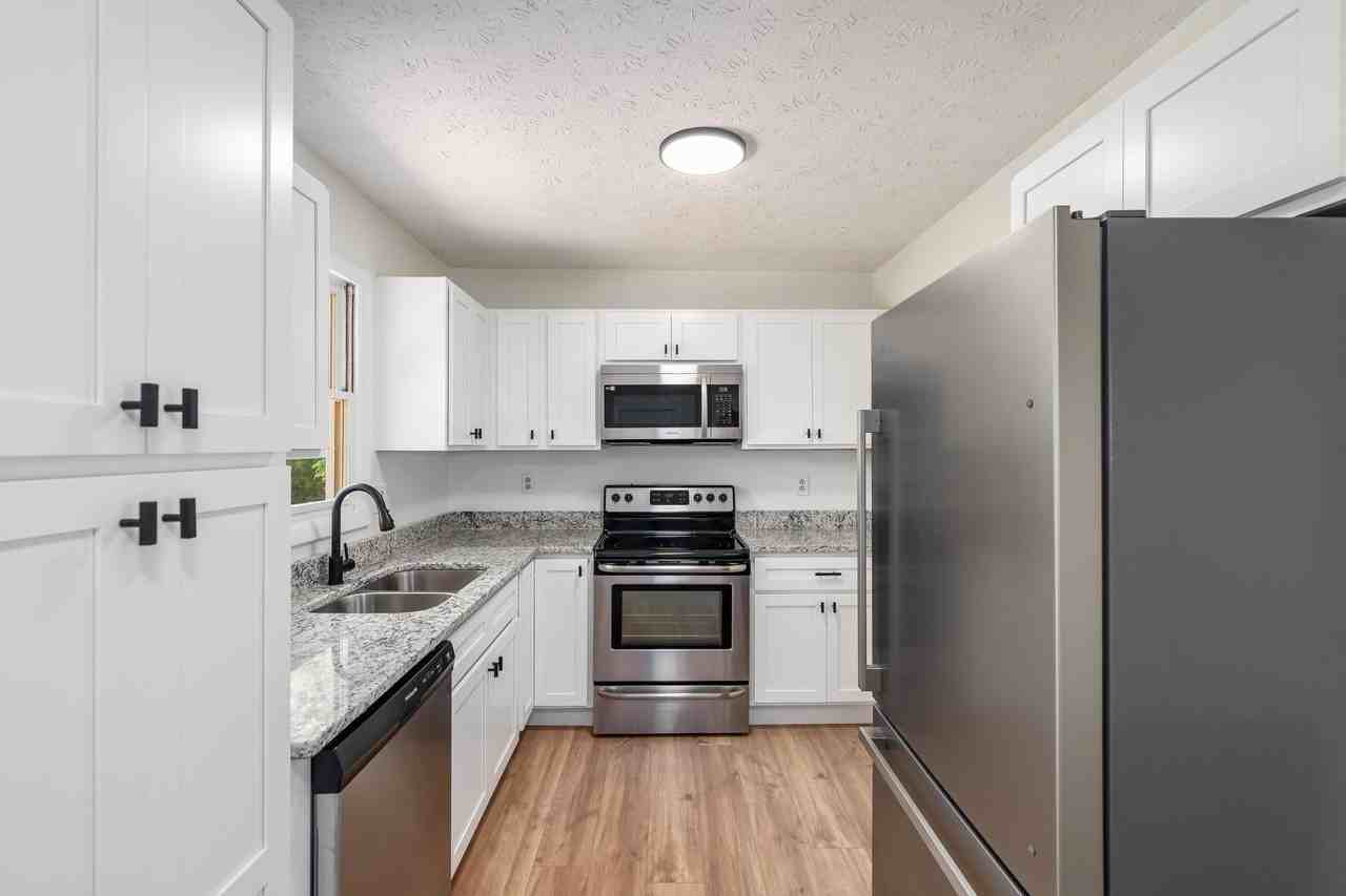 1315 Adobe Dr - Photo 6 of 27