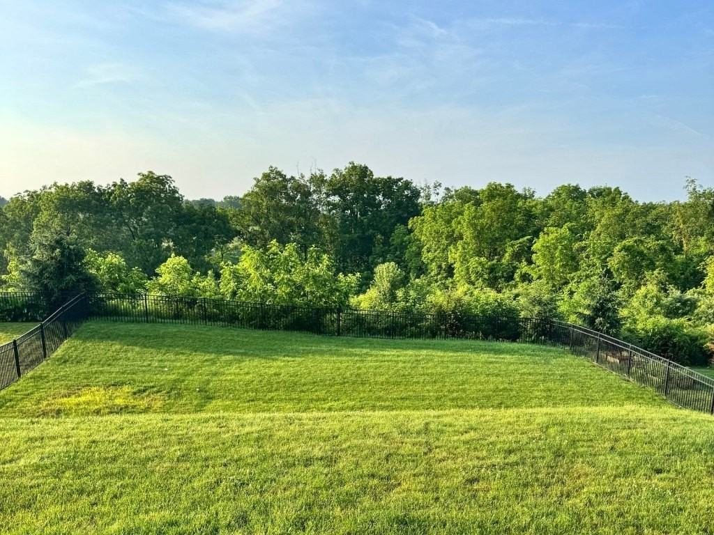 232 Regency Dr - Photo 2 of 43