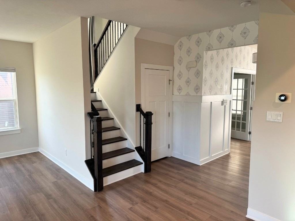 232 Regency Dr - Photo 6 of 43
