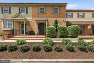 633 E Main St #B2 - Photo 1 of 1