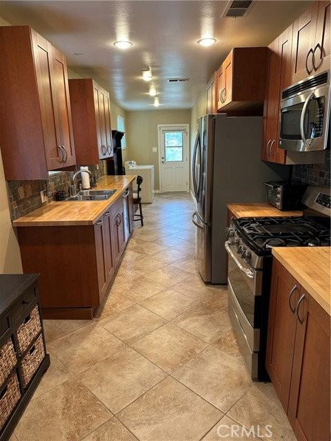 21339 Velicata St - Photo 6 of 8