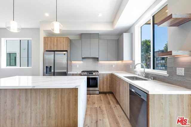 11554 Lemp Ct - Photo 4 of 8