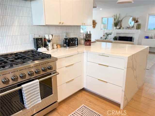1300 Walnut Ave - Photo 3 of 7