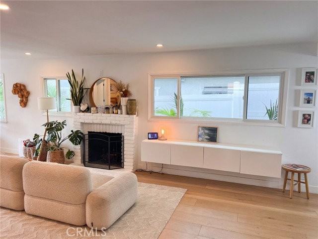 1300 Walnut Ave - Photo 6 of 7