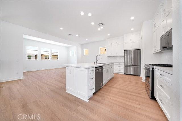 108 Verbena Way - Photo 3 of 8