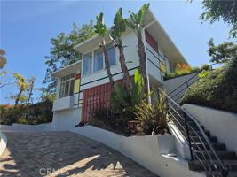 featured image of 310 S Thurston Ave