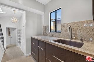 1727 Delaware Ave - Photo 5 of 7