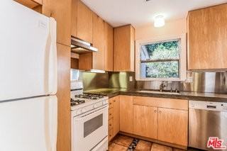801 Brooks Ave - Photo 6 of 8