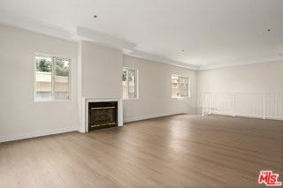 1315 S Saltair Ave #203 - Photo 3 of 8