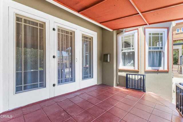 4725 Ambrose Ave - Photo 4 of 8