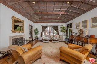 4734 Los Feliz Blvd - Photo 3 of 6
