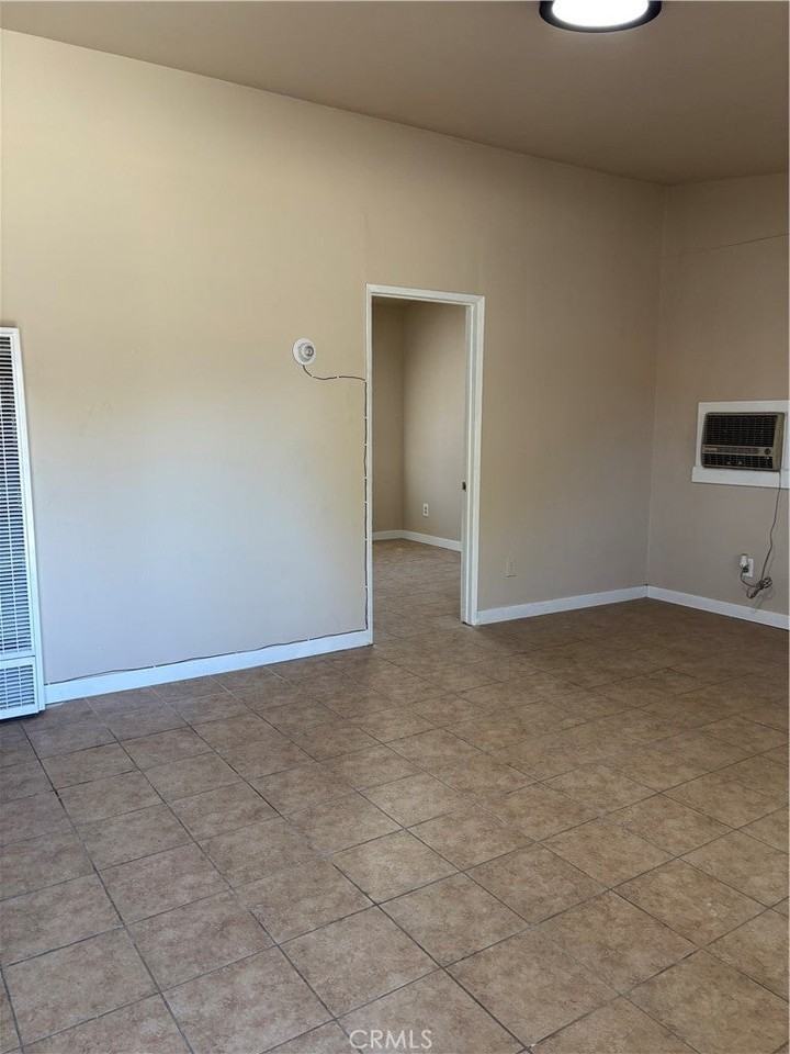 4029 Johnson St - Photo 3 of 8