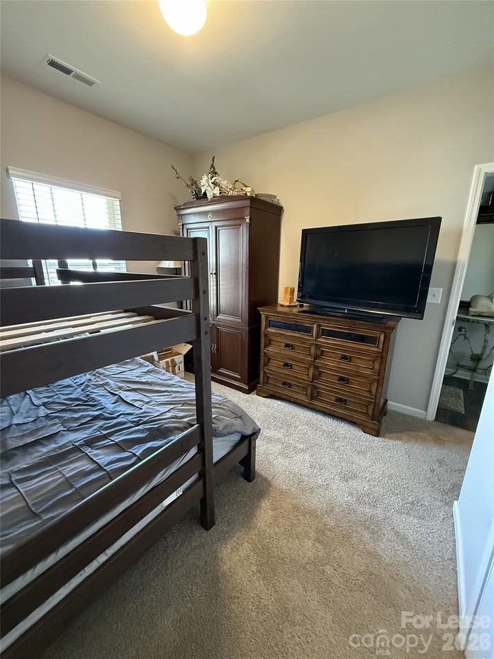 40250 Crooked Stick Dr - Photo 5 of 10