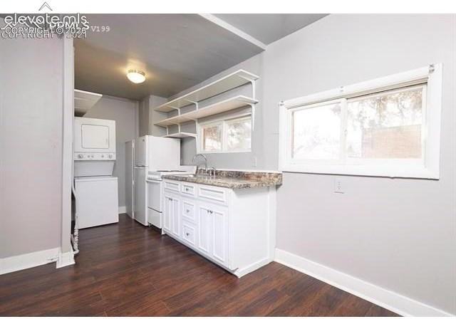 1118 E Platte Ave - Photo 4 of 15