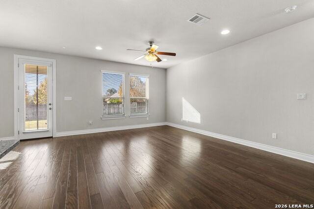 219 Lucchese St - Photo 7 of 36