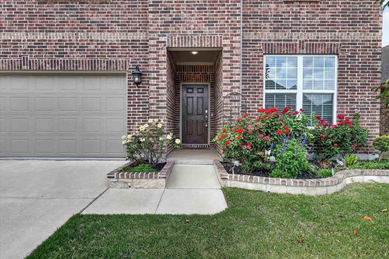 940 Crest Breeze Dr - Photo 3 of 40