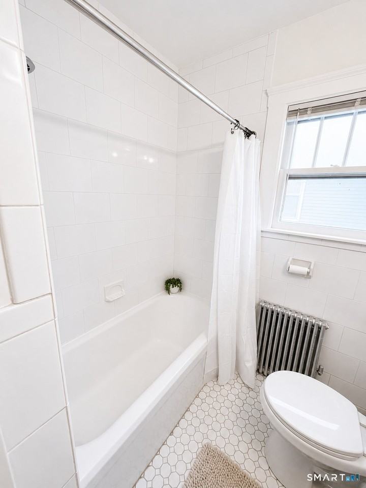 146 Union St - Photo 5 of 12