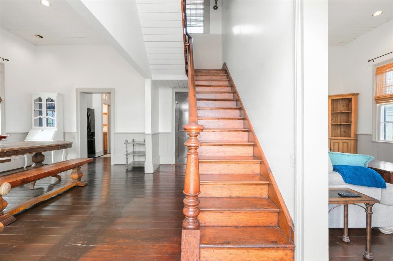614 16th St - Photo 5 of 45