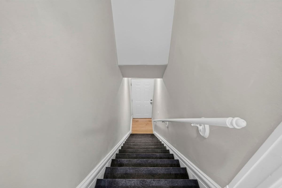 3225 Minnesota Ave #2F - Photo 2 of 32