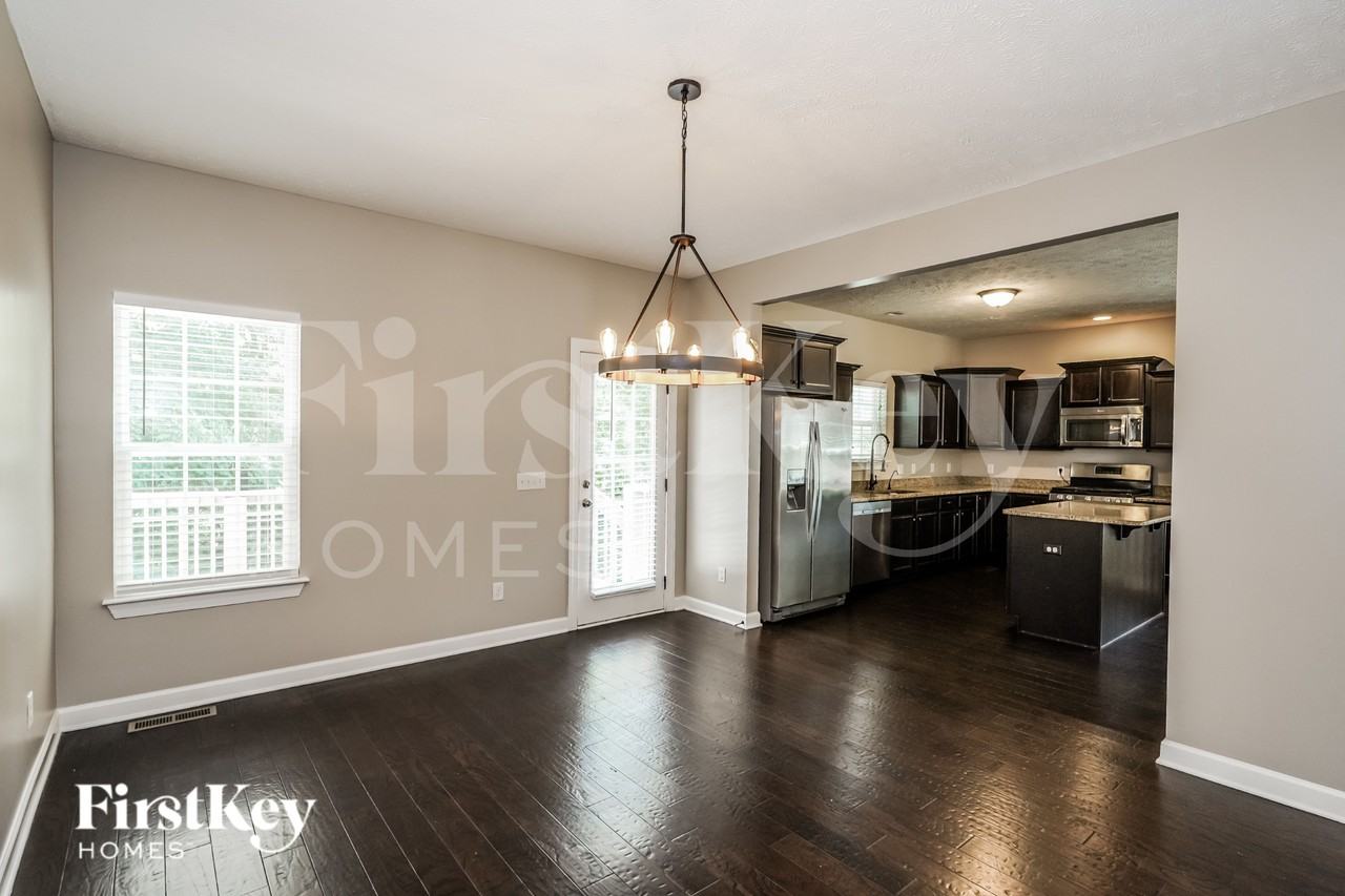 6935 Calderwood Dr - Photo 5 of 19